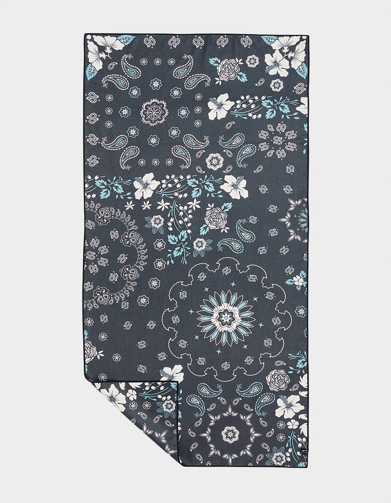 SLOWTIDE Axel Performance Quick-Dry Towel image number 0