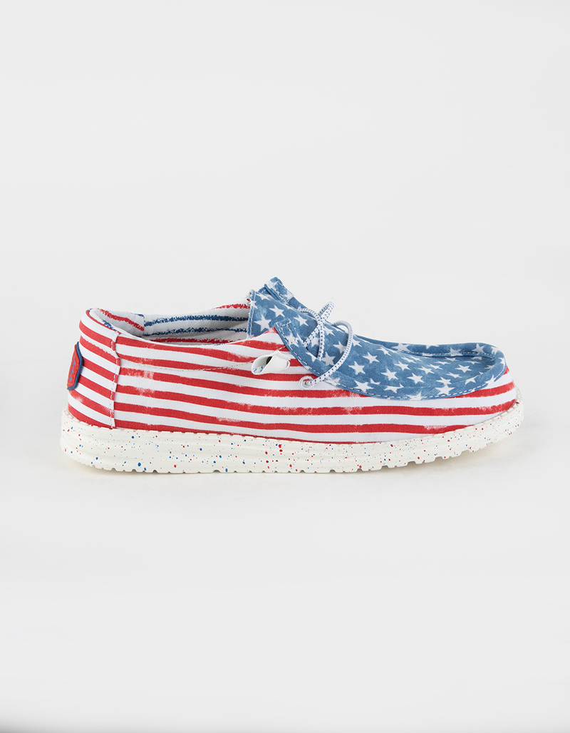 HEY DUDE Wally Patriotic Mens Shoes image number 1