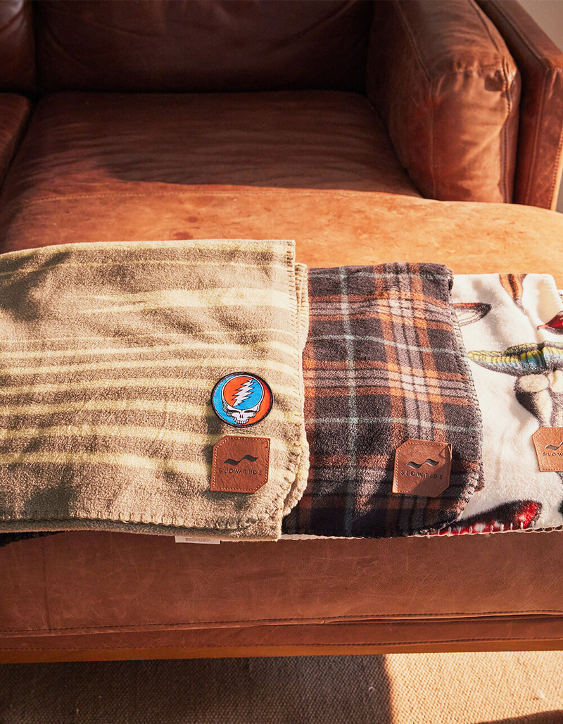 SLOWTIDE Cecilia Fleece Blanket image number 1
