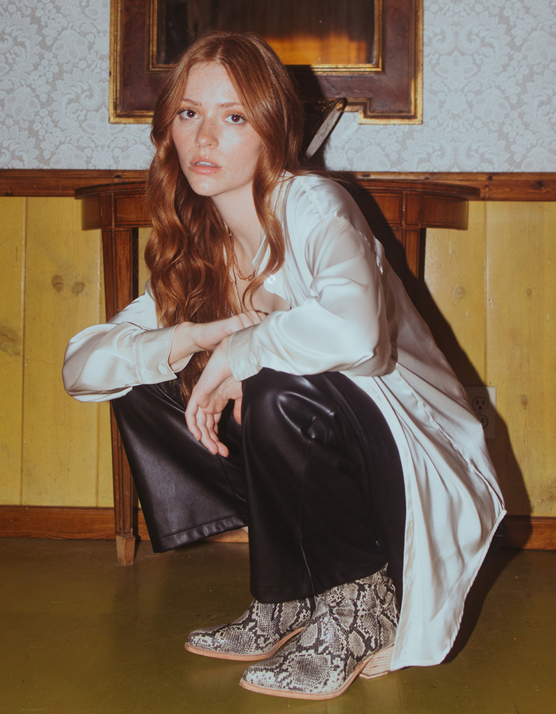 WEST OF MELROSE Satin Womens Button Down Overshirt image number 0