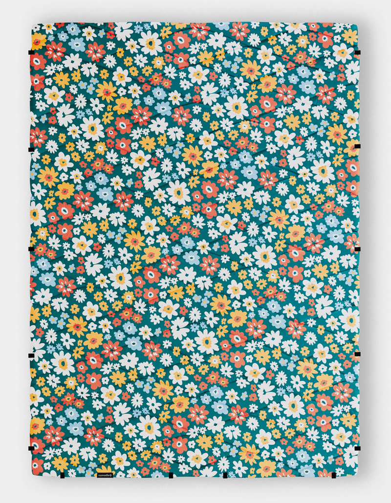 NOMADIX Spring Flowers Puffer Blanket image number 1