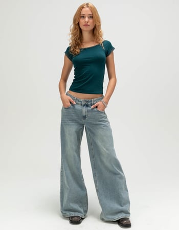 TILLYS Lace Trim Womens Tee Alternative Image