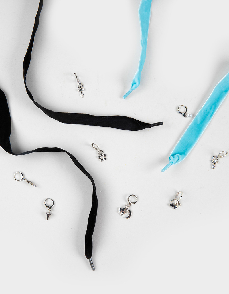 FULL TILT Grunge Shoelace Charms image number 2