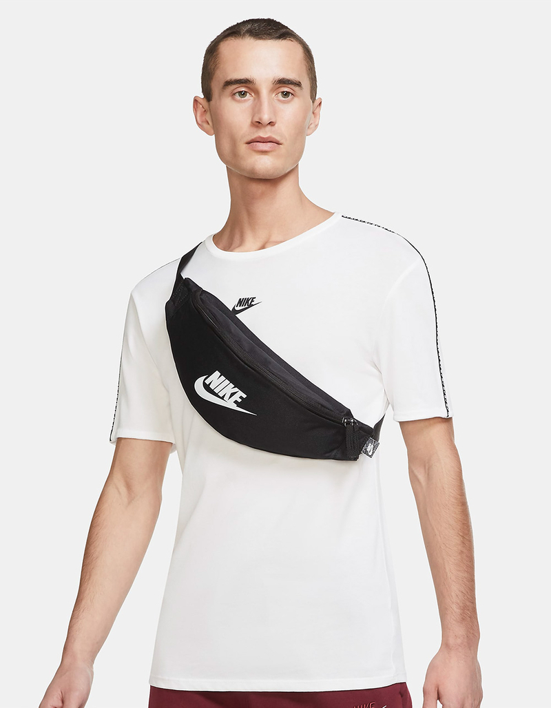 NIKE Heritage Waist Pack image number 1