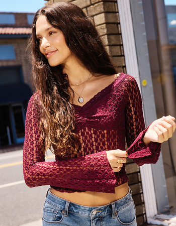 FULL TILT Womens Off The Shoulder Lace Top Primary Image