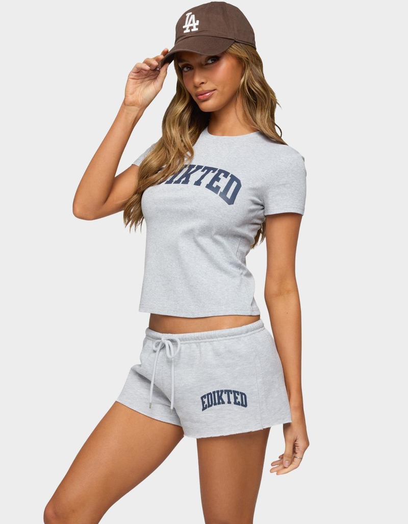 EDIKTED Sporty Babe Edikted Tee image number 1