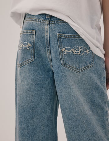 RSQ Boys Embroidered Extra Baggy Jeans Alternative Image