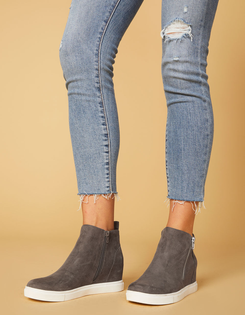 MADDEN GIRL Piperr Gray Womens Wedge Shoes image number 0