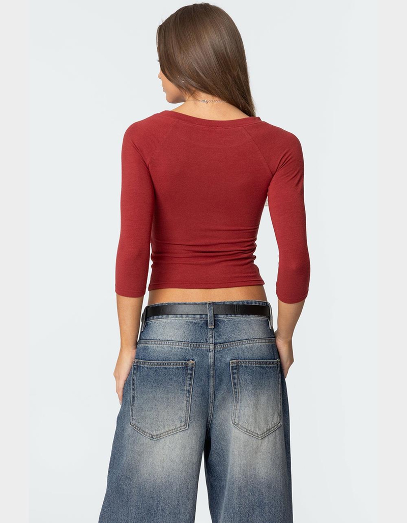 EDIKTED Mary Quarter Sleeve Wide Neck Top image number 4