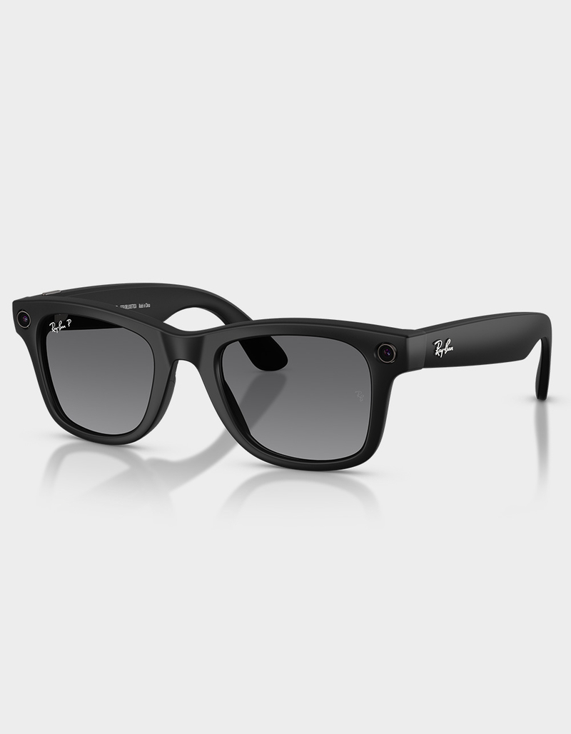 RAY-BAN Meta Wayfarer Polarized Sunglasses image number 0