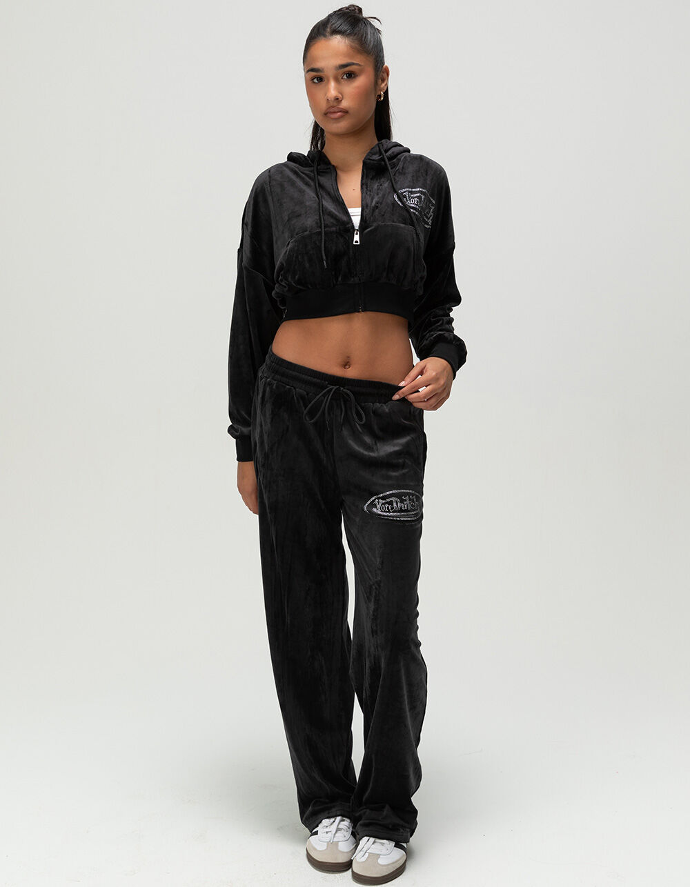 VON DUTCH Crushed Velour Womens Crop Zip-Up Hoodie - BLACK | Tillys