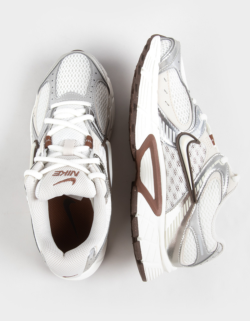 NIKE V5 RNR Womens Shoes image number 5
