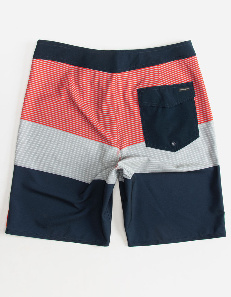 QUIKSILVER Highline Massive Mens Boardshorts image number 1