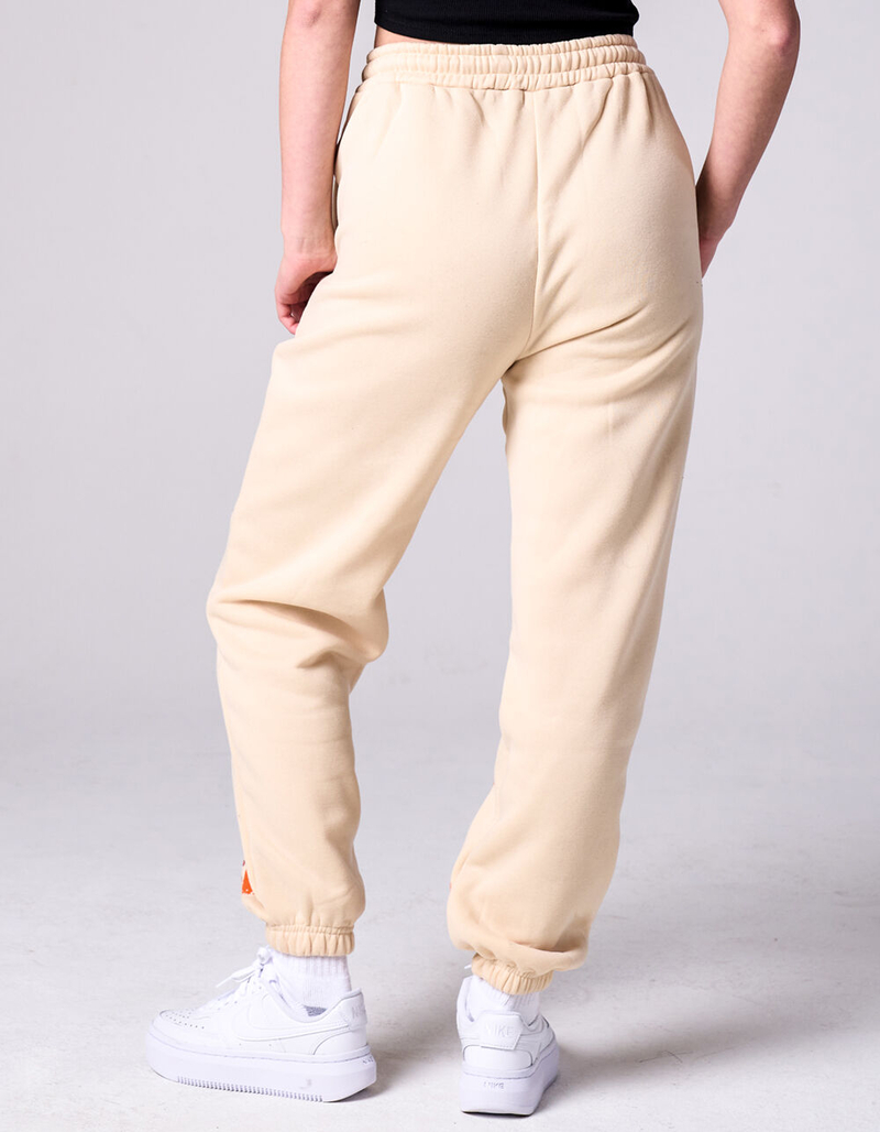 TRUEWRLD Womens Graphic Joggers image number 3