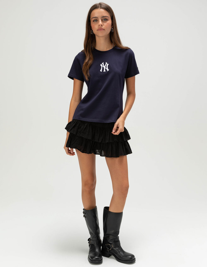 PRO STANDARD New York Yankees Womens Baby Tee image number 1