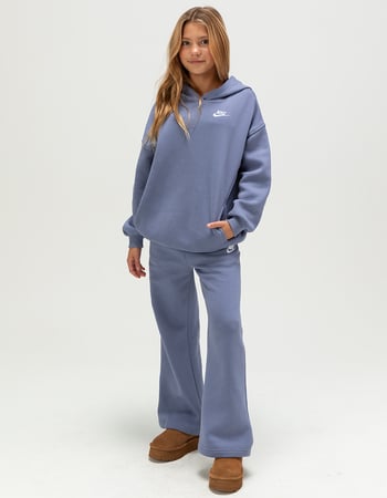 NIKE Sportswear Club Girls Wide Leg Fleece Pants NIKE Sportswear Club Girls Wide Leg Fleece Pants Primary Image