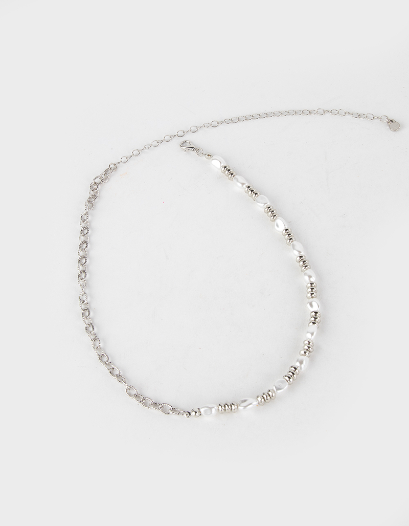 RSQ Half Pearl Texture Necklace image number 0