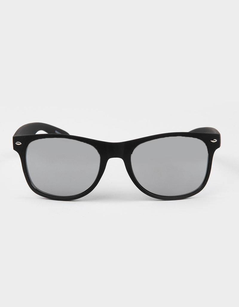 RSQ Smooth Operator Classic Square Sunglasses image number 1