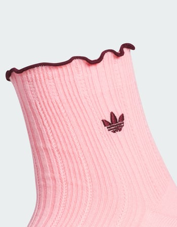 ADIDAS Originals 3 Pack Valentine's RFL Womens Quarter Socks Alternative Image
