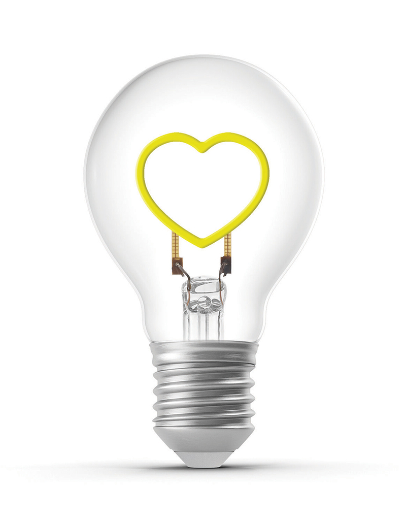 TRNDY TECH Heart Shaped LED Filament Light Bulb image number 1