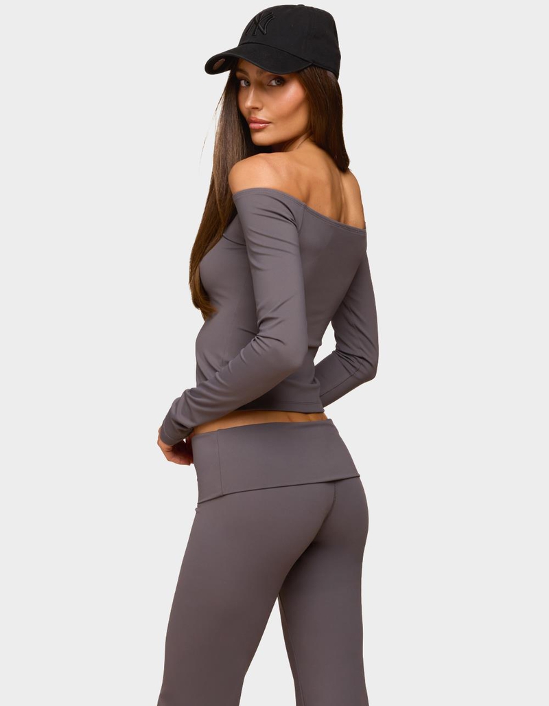 EDIKTED Tezia Off Shoulder Long Sleeve Top image number 2