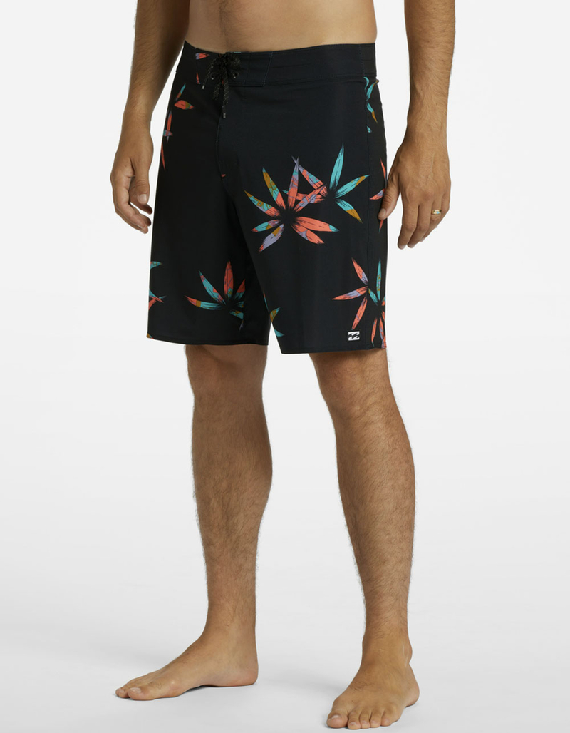 BILLABONG Sundays Pro 19" Mens Boardshorts image number 3