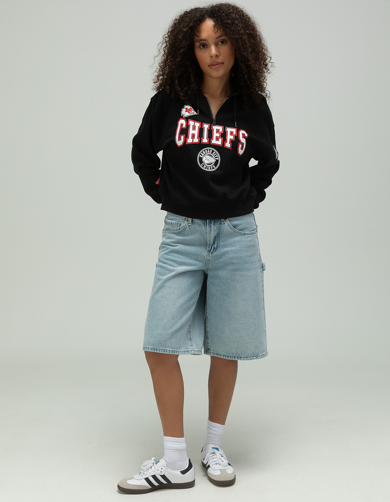 WEAR BY ERIN ANDREWS Kansas City Chiefs Womens Hoodie image number 4