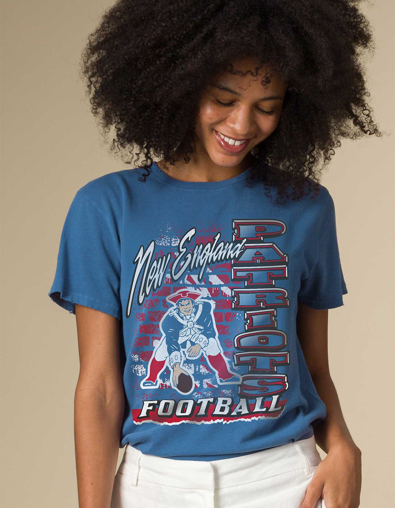 JUNK FOOD New England Patriots Brick Womens Relaxed Tee image number 3