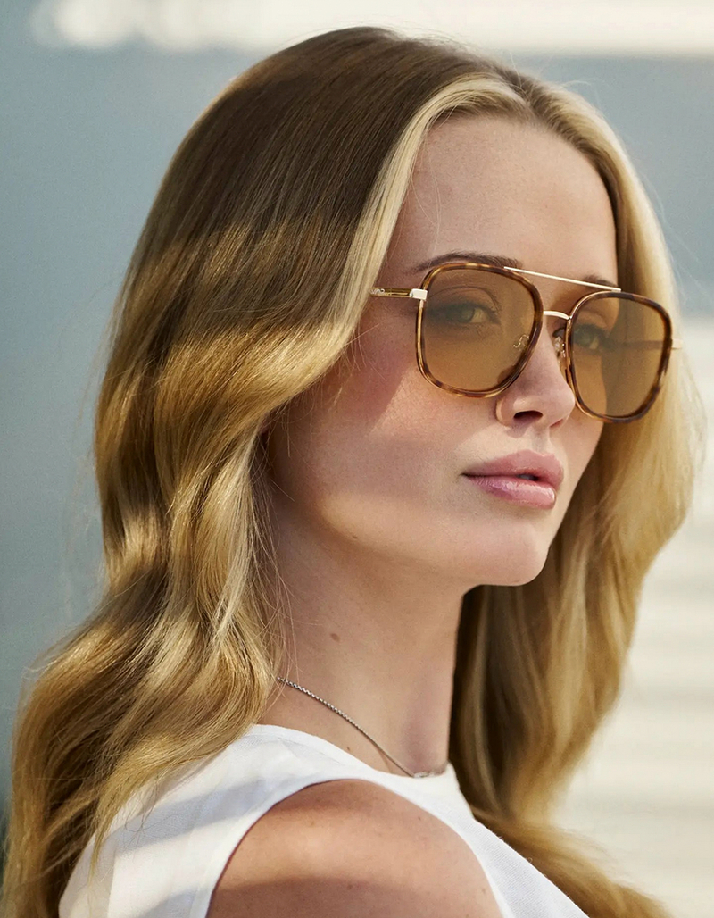 WMP EYEWEAR Gia Polarized Sunglasses image number 3