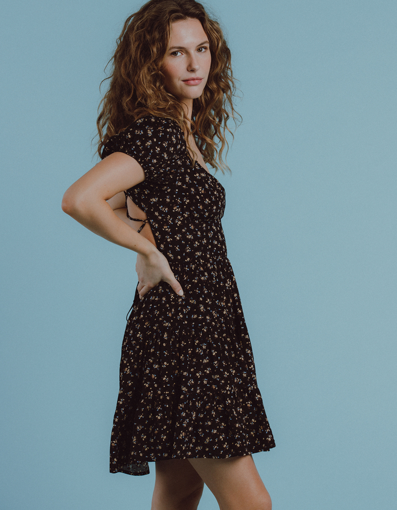 WEST OF MELROSE Ditsy Tiered Womens Dress image number 2