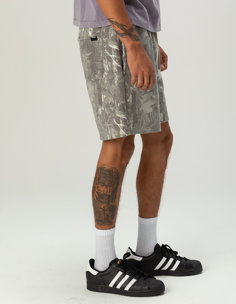 RSQ Mens Loose Sweat Shorts - CAMO | Tillys