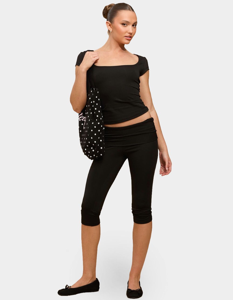 EDIKTED Ravena Foldover Capri Leggings image number 4