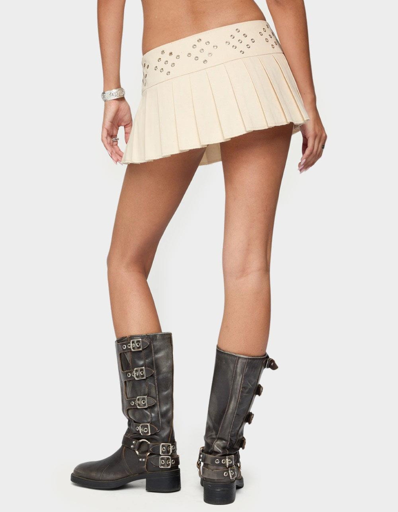 EDIKTED Lovina Grommet Pleated Mini Skort image number 1