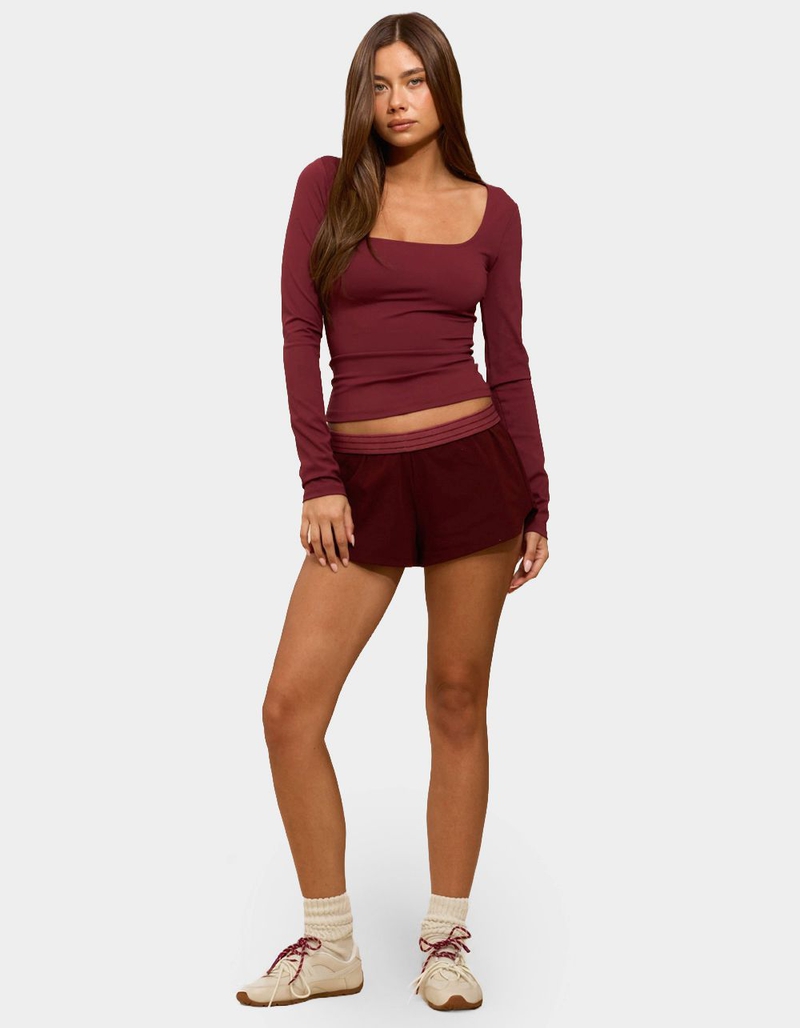 EDIKTED Hayden Square Neck Long Sleeve Top image number 4