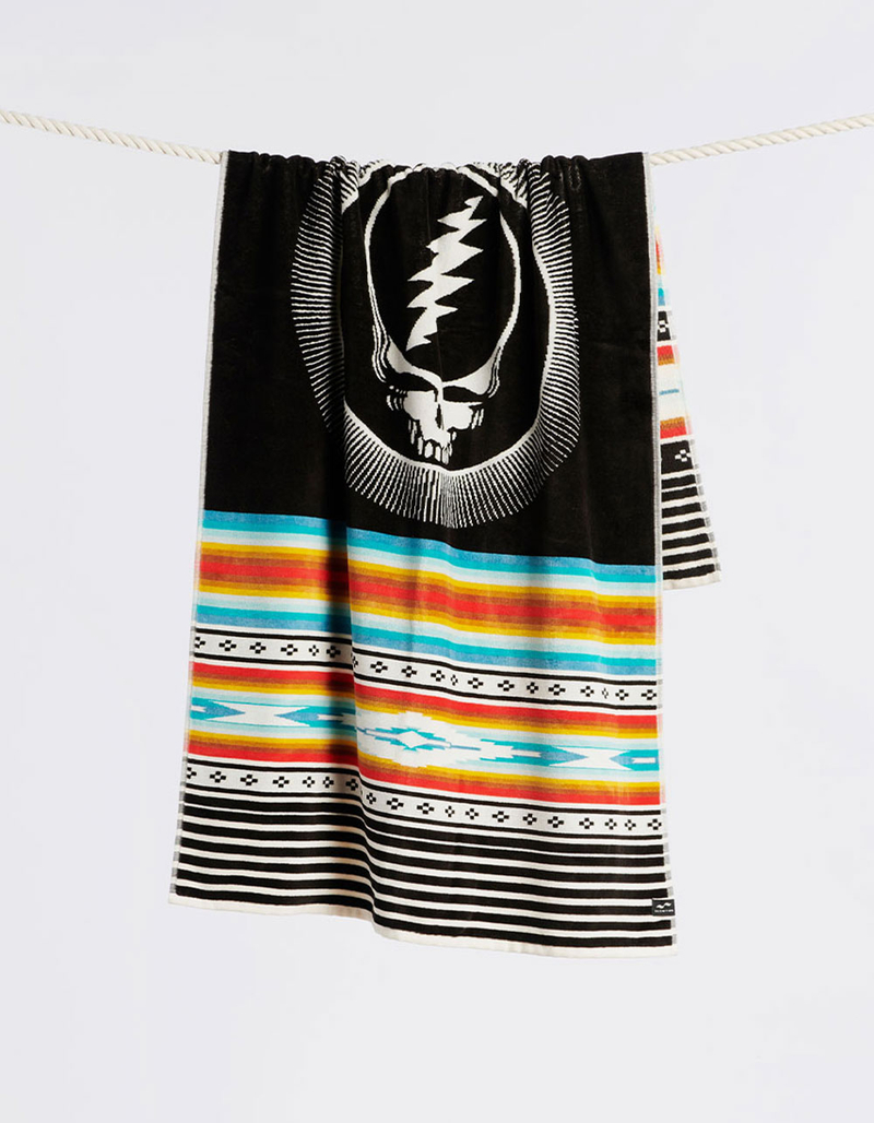 SLOWTIDE Frisco Woven Towel image number 1