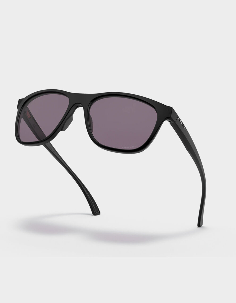 OAKLEY Matte Black Prizm Grey Sunglasses image number 4