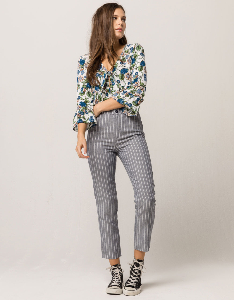 IVY & MAIN Blue Stripe Womens Crop Pants image number 3