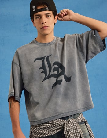 RSQ Mens Textured Baggy Crop Tee Primary Image