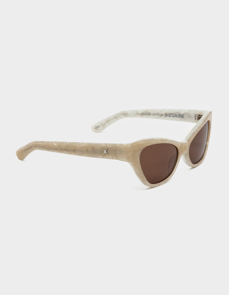 DECADE Monroe 50s Sunglasses image number 0