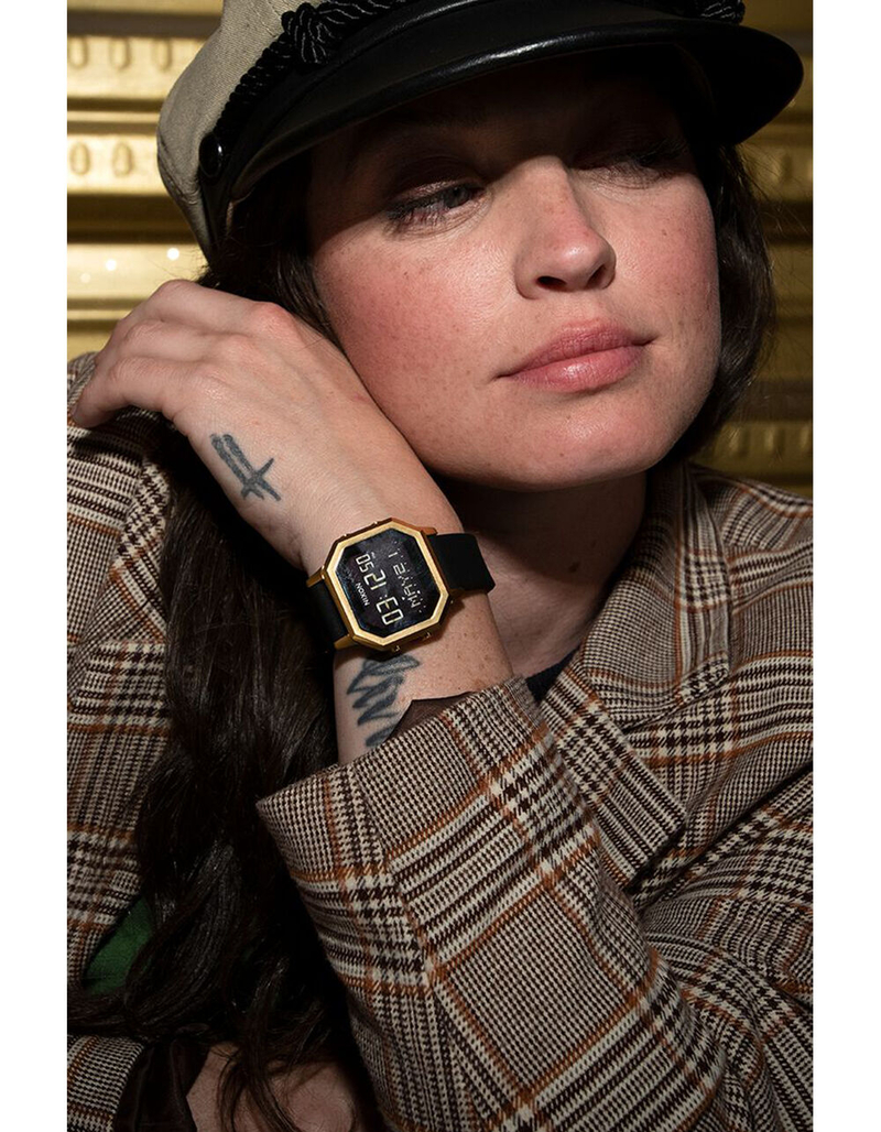 NIXON Siren Stainless Steel Gold & Black Watch image number 3