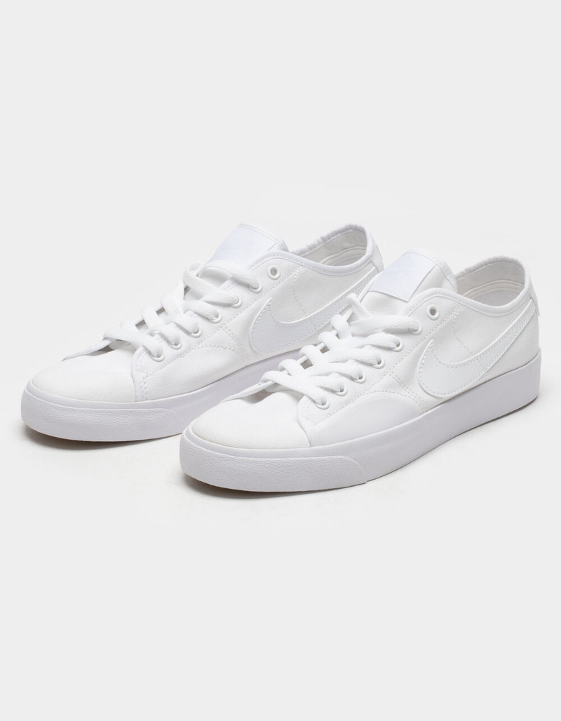 NIKE SB BLZR Court Shoes image number 0