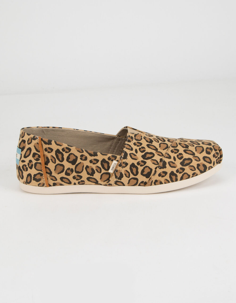 TOMS Classic Desert Tan Microfiber Leopard Print Womens Slip-On Shoes image number 0