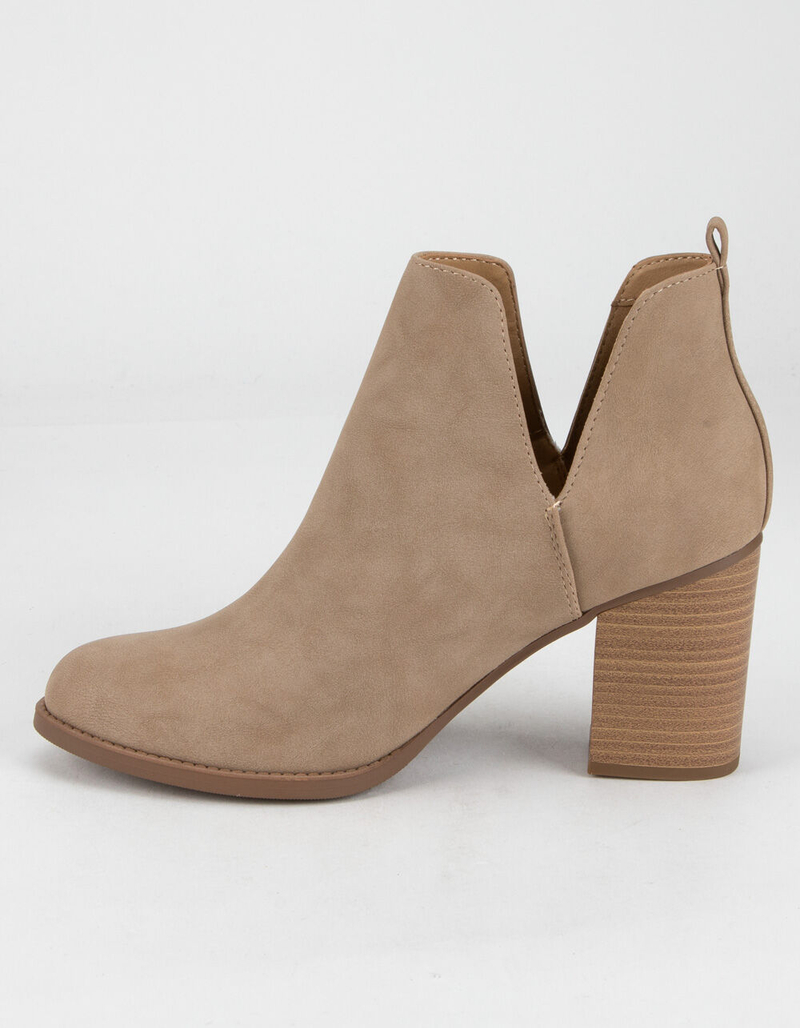 SODA Chop Out Womens Taupe Booties image number 2