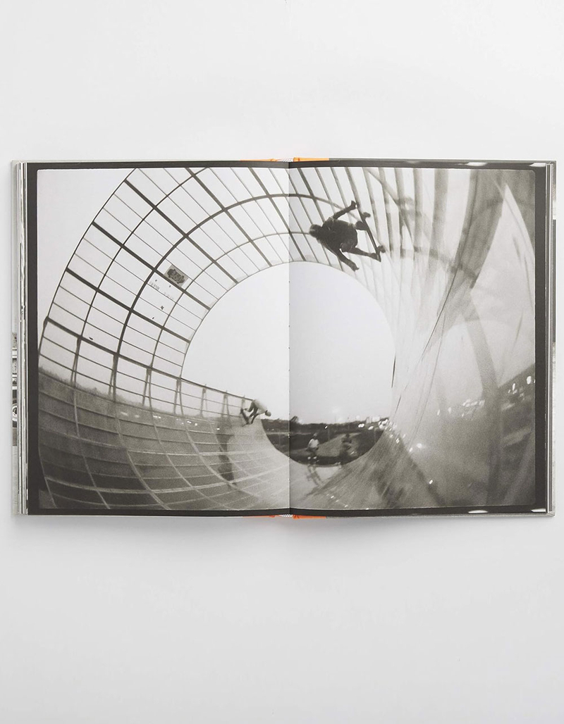 Silver. Skate. Seventies. Skateboarding Photo Book image number 3