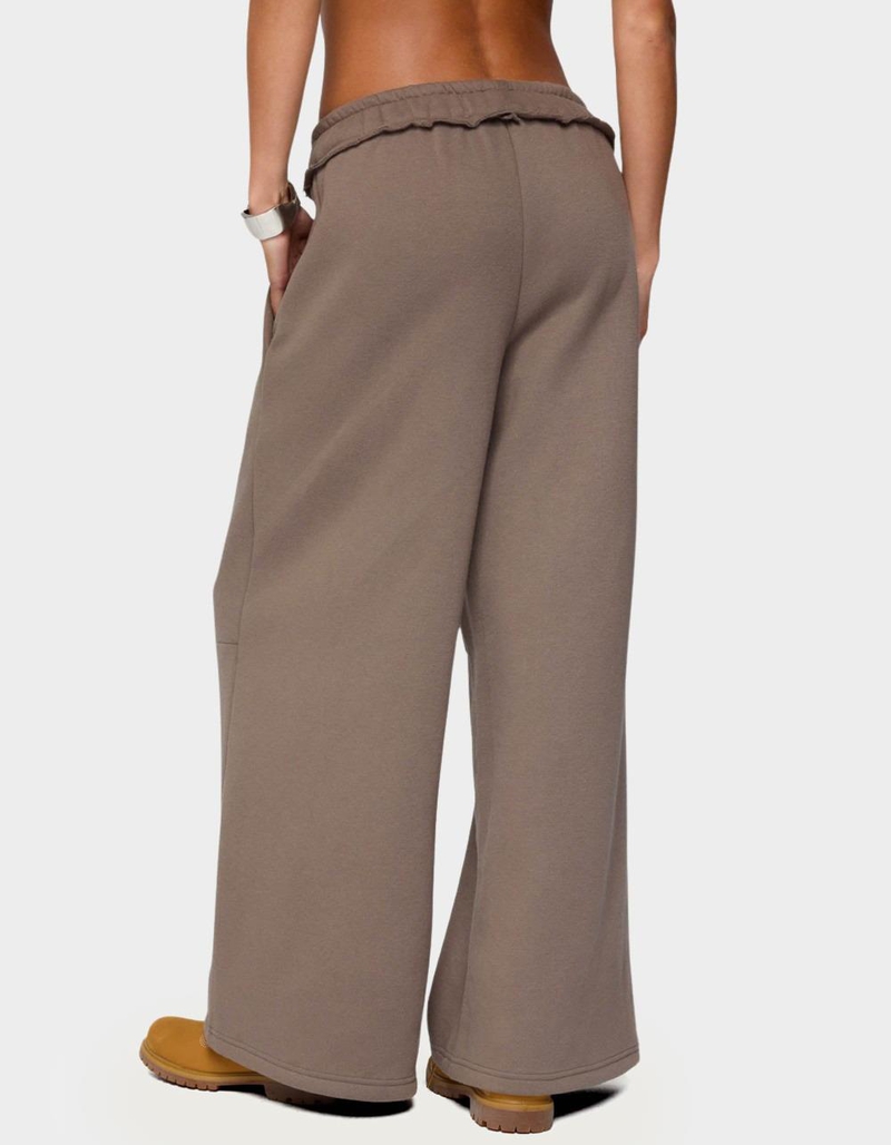EDIKTED Kori Oversized Sweatpants image number 2