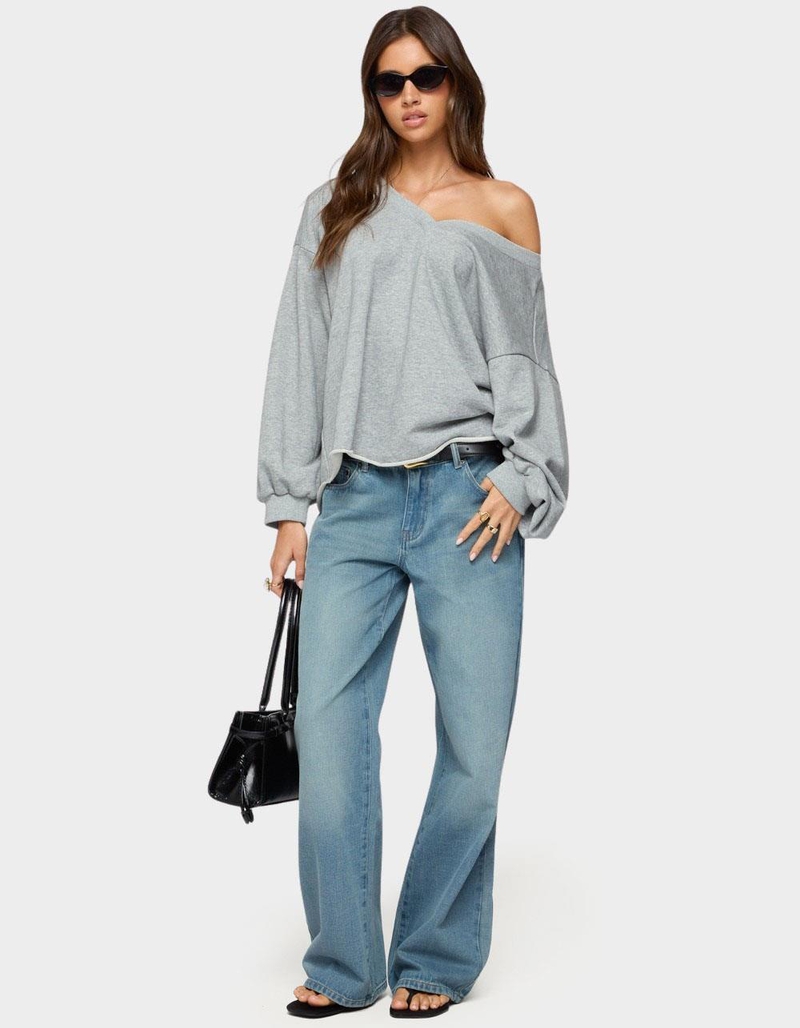 EDIKTED Raelynn Washed Low Rise Jeans image number 4