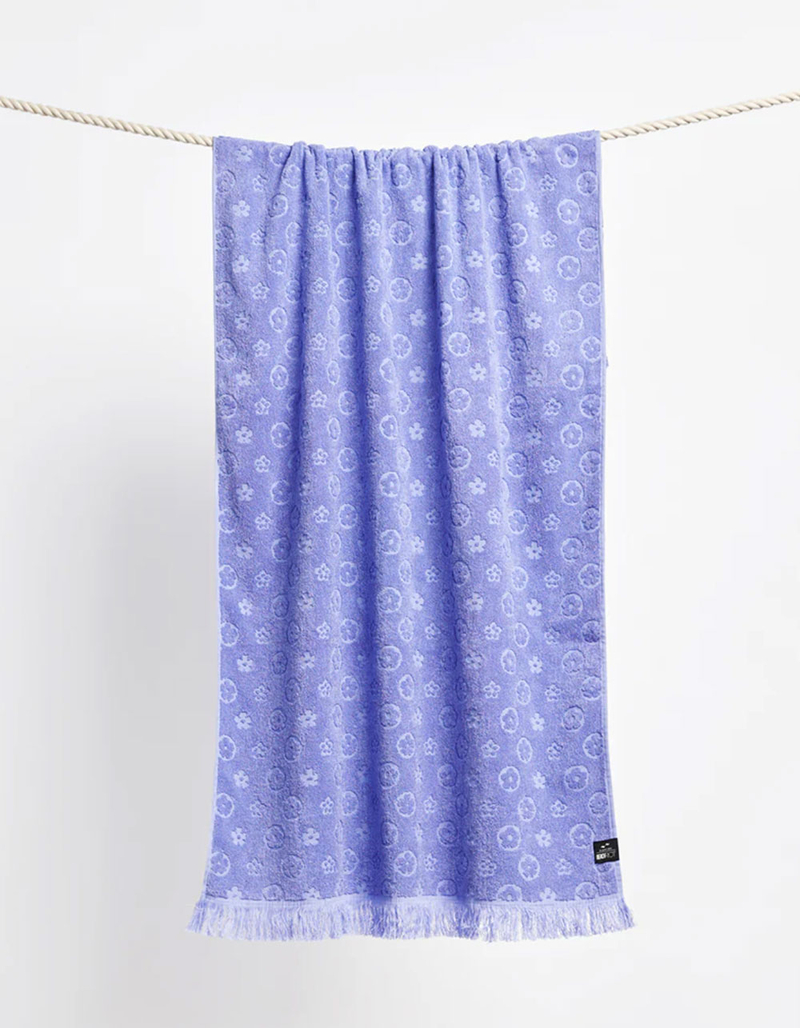 SLOWTIDE x Beach Riot Wavy Floral Beach Towel image number 2