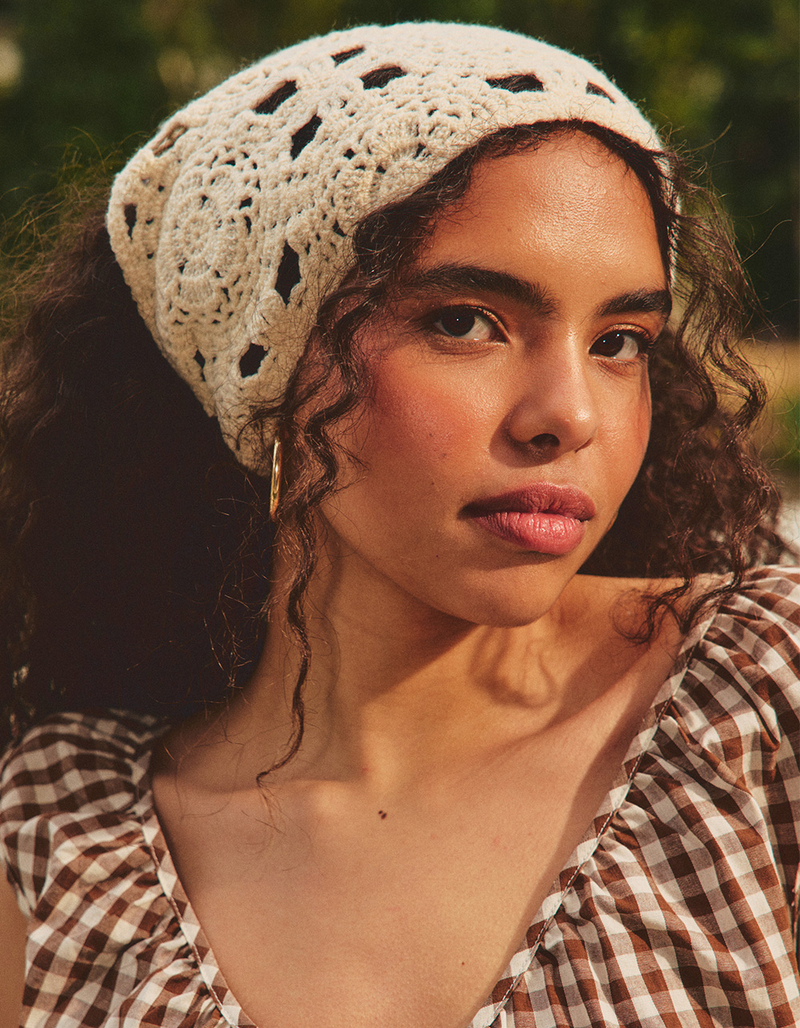 FULL TILT Crochet/Charm Headscarf image number 0