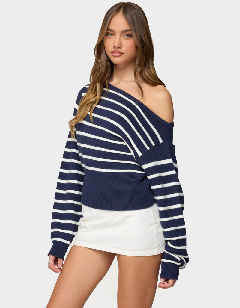 EDIKTED Mika Off Shoulder Oversized Sweater image number 1