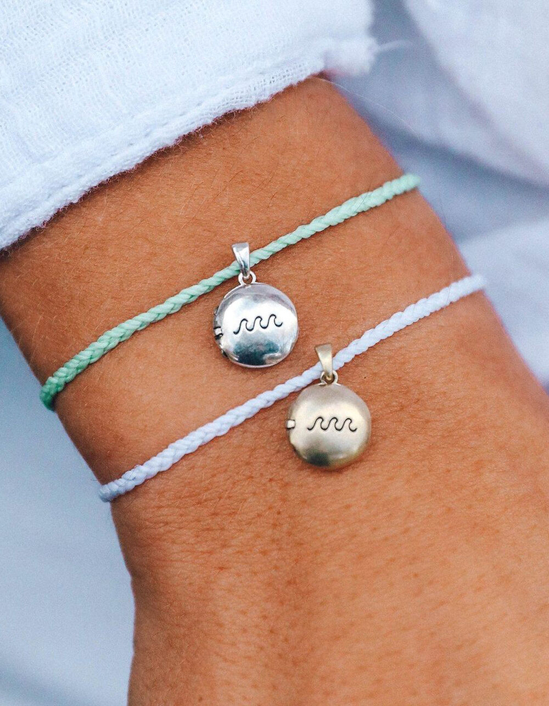 PURA VIDA Wave Locket Winterfresh Charm Bracelet image number 2
